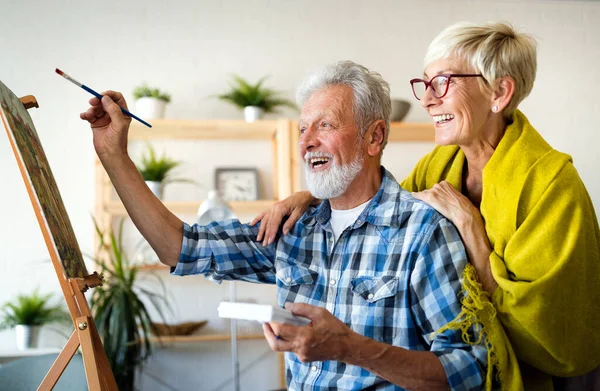 Amore Vive Sempre Coppia Anziana Casa Bello Vecchio Uomo Attraente — Foto Stock