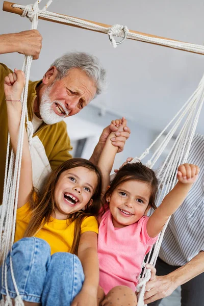 Happy Grandparent Having Fun Times Grandchildren Home — Stock Photo, Image