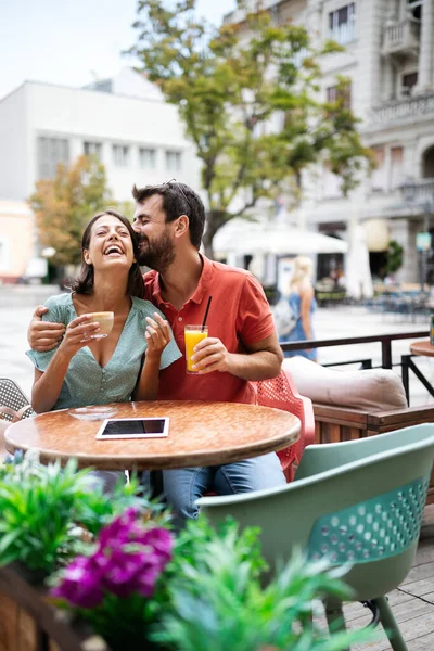 Happy Couple Drinking Coffee Having Fun Outdoors Cafe Summer Vacation — Stock Photo, Image