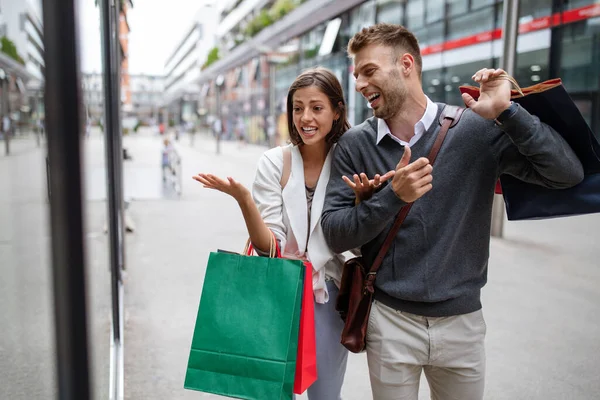 Sale Travel Love Consumerism People Concept Happy Couple Shopping Bags — Stock Photo, Image