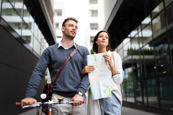 Glückliches Junges Touristenpaar Verliebt Gemeinsamen Urlaub — Stockfoto