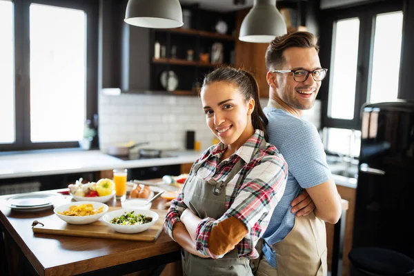 Young Happy Couple Love Enjoying Preparing Healthy Meal Kitchen — Stock Photo, Image