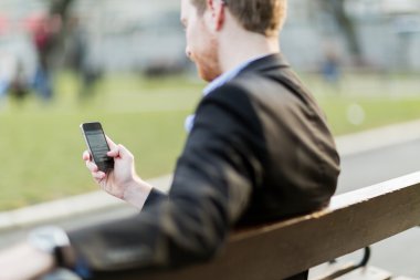 işadamı holding cep telefonu