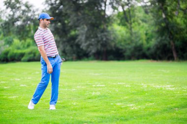 Önce ve sonra atış pratik golfçü