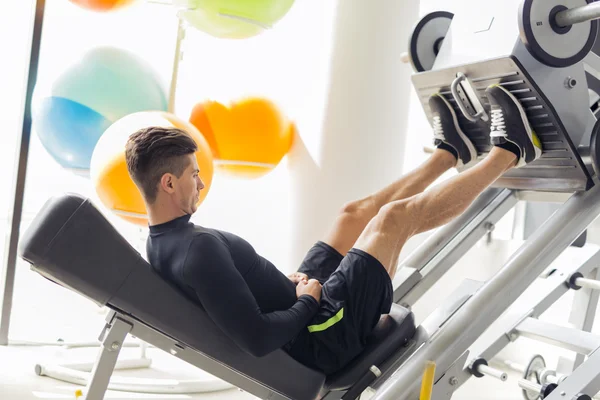 Giorno di gamba e allenamento in palestra — Foto Stock