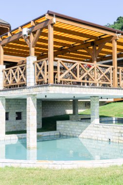 Havuzu Teras altında