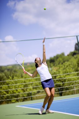 hizmet veren bayan tenis oyuncusu