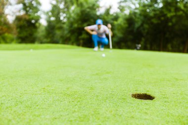 Golfçü çekim hazır