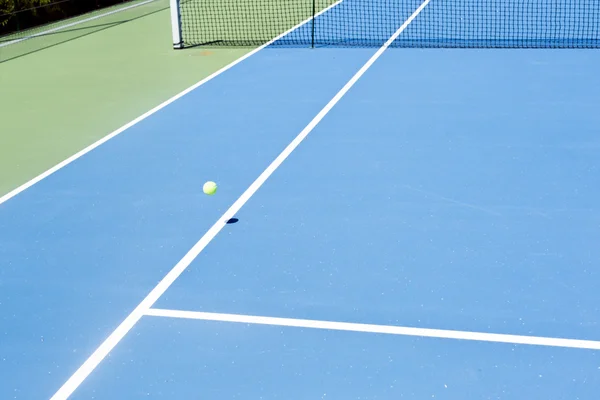 Pelota de tenis —  Fotos de Stock