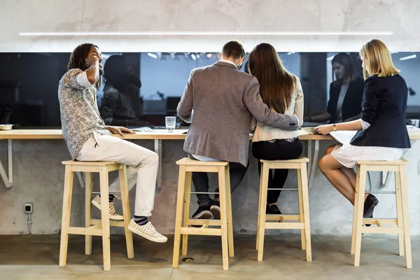 People having a break in cafeteria — Stock Photo, Image
