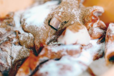 Katkı maddeleri ve baharat gıda için eklendi