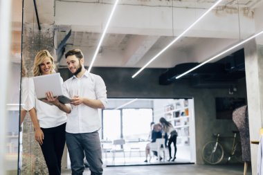 Ofiste beyin fırtınası arkadaşları