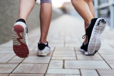 Atletik kadınların Jogging