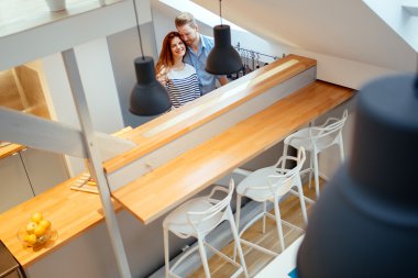 İyi tasarlanmış mutfak güzel Çift