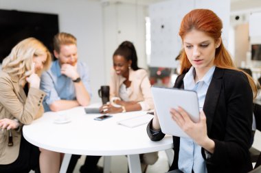 CEO'su şirket holding tablet