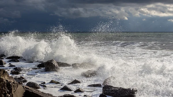Грузія узбережжя (Чорне море) в шторм — стокове фото