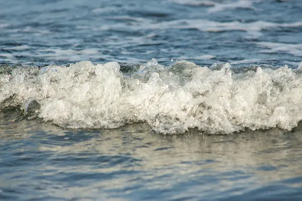 Onda no Mar Negro, Poti, Geórgia — Fotografia de Stock