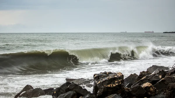 Big sea wave on the black sea, Poti, Georgia — Stock Photo, Image