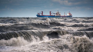 büyük deniz dalga Karadeniz, Poti, Gürcistan