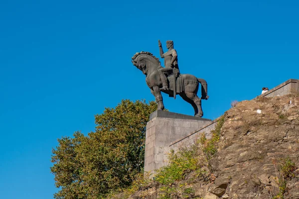 Статуя Короля Вахтанга Горгасали Тбилиси Грузия — стоковое фото