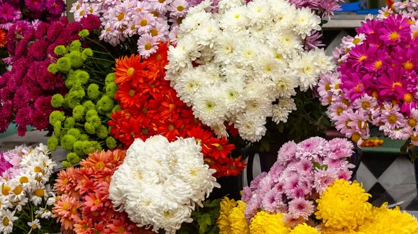 Buquê Colorido Flores Florescendo Mercado Livre Atmosfera Típica Loja Flores — Fotografia de Stock