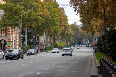 Tiflis, Gürcistan - 14 Kasım 2020: Rustaveli Caddesi, Tiflis, seyahat