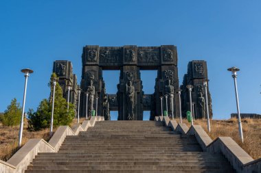 Tiflis, Gürcistan - 28 Kasım 2020: Gürcistan Tarihi Tarihi Anıtı, Tiflis