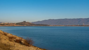 Tiflis rezervuarı ya da Tiflis Denizi, güzel manzara