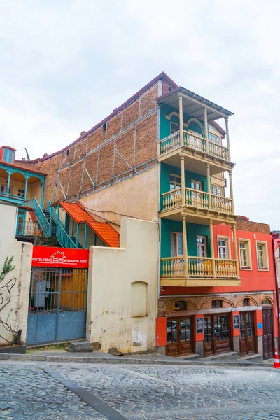 Tiflis Georgia Abril 2021 Coloridas Casas Tradicionales Con Balcones Tallados — Foto de Stock