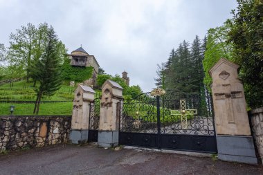 Martvili Ortodoks Manastırı, 7. Yüzyılda inşa edildi. Georgia, aynı grolo. Seyahat