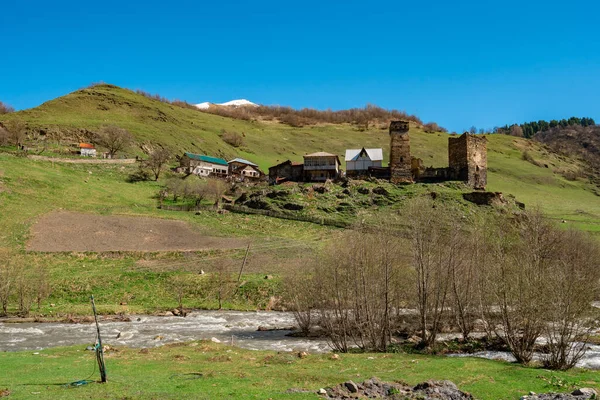 Piękna Stara Wieś Davberi Wieżami Svan Świetne Miejsce Podróż Gruzja — Zdjęcie stockowe