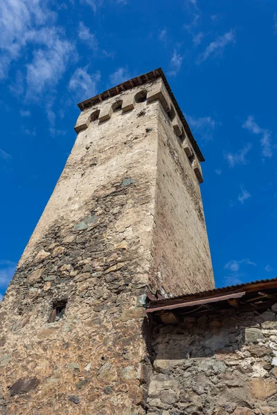 Παραδοσιακοί Αρχαίοι Πύργοι Svan Στο Χωριό Latali Svaneti Καύκασος Ταξιδεύοντας — Φωτογραφία Αρχείου