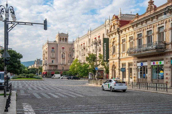 Tbilisi Gruzja Sierpnia 2021 Widok Agmashenebeli Avenue Jest Jedną Głównych — Zdjęcie stockowe
