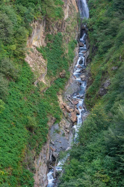 Schöne Aussicht Auf Den Bergwasserfall Tusheti Georgien Natur — Stockfoto