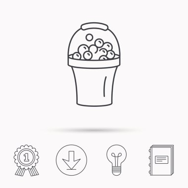 Köpük simgesiyle kova. Sabunlu temizlik işareti.