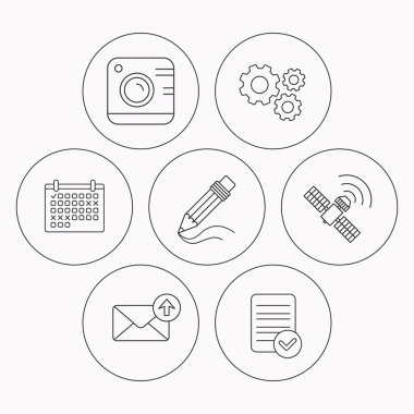 Simge uydu fotoğraf makinesi, posta ve gps.