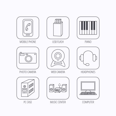 Fotoğraf makinesi, kulaklık ve Usb flash simgeler.