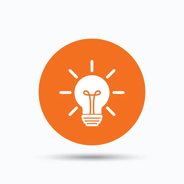 Light bulb icon. Lamp illumination sign. — Stock Vector