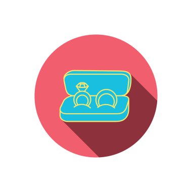 Alyans simgesi. Takı ile elmas işaret.