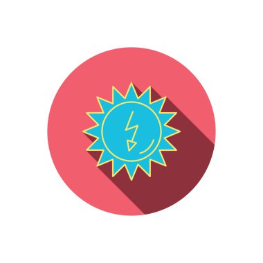 Güneş enerjisi simgesi. Ekolojik kaynakları işaret.