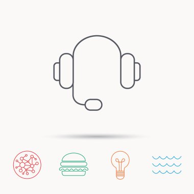 Kulaklık simgesi. Nota işaretleri.