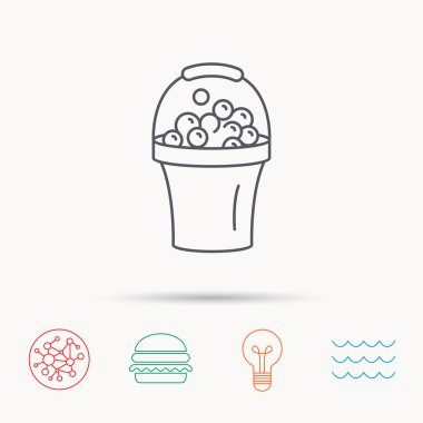 Köpük simgesiyle kova. Sabunlu temizlik işareti.