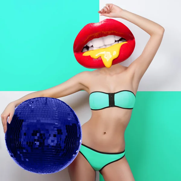 Disko toplu oyuncu seksi model. Plaj partisi. Parlak renkleri karıştır. Moda tarzı.