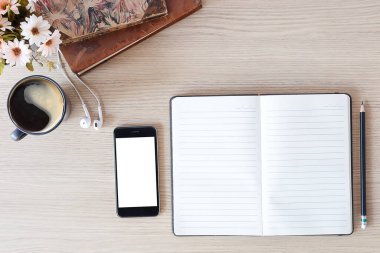 Ofis aksesuarları ile en üst görünüm ofis masaüstü, iş nesneleri ile masaüstü.