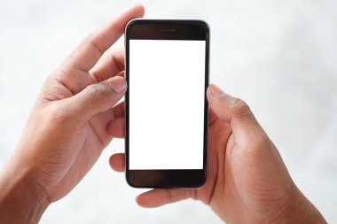 Beyaz ekranlı siyah cep telefonunun akıllı telefonunu taklit et..