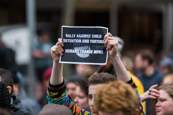 Rally Against Child Detention & Torture — Stock Photo, Image