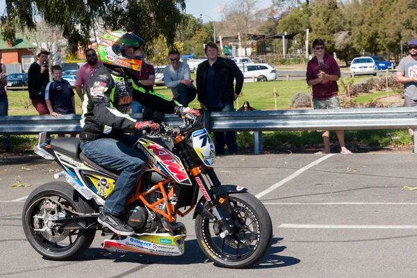 Motorcycle Stunt Rider — Stockfoto