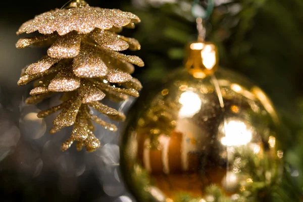 Juletræ dekorationer - Stock-foto