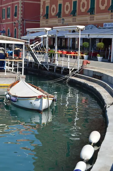 Portofino Itália Passeio Pelo Mar Com Café Livre Barco Cais — Fotografia de Stock