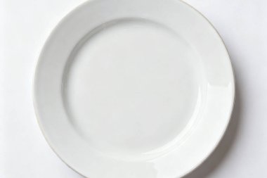 Masaya Boş Beyaz Seramik Tabak